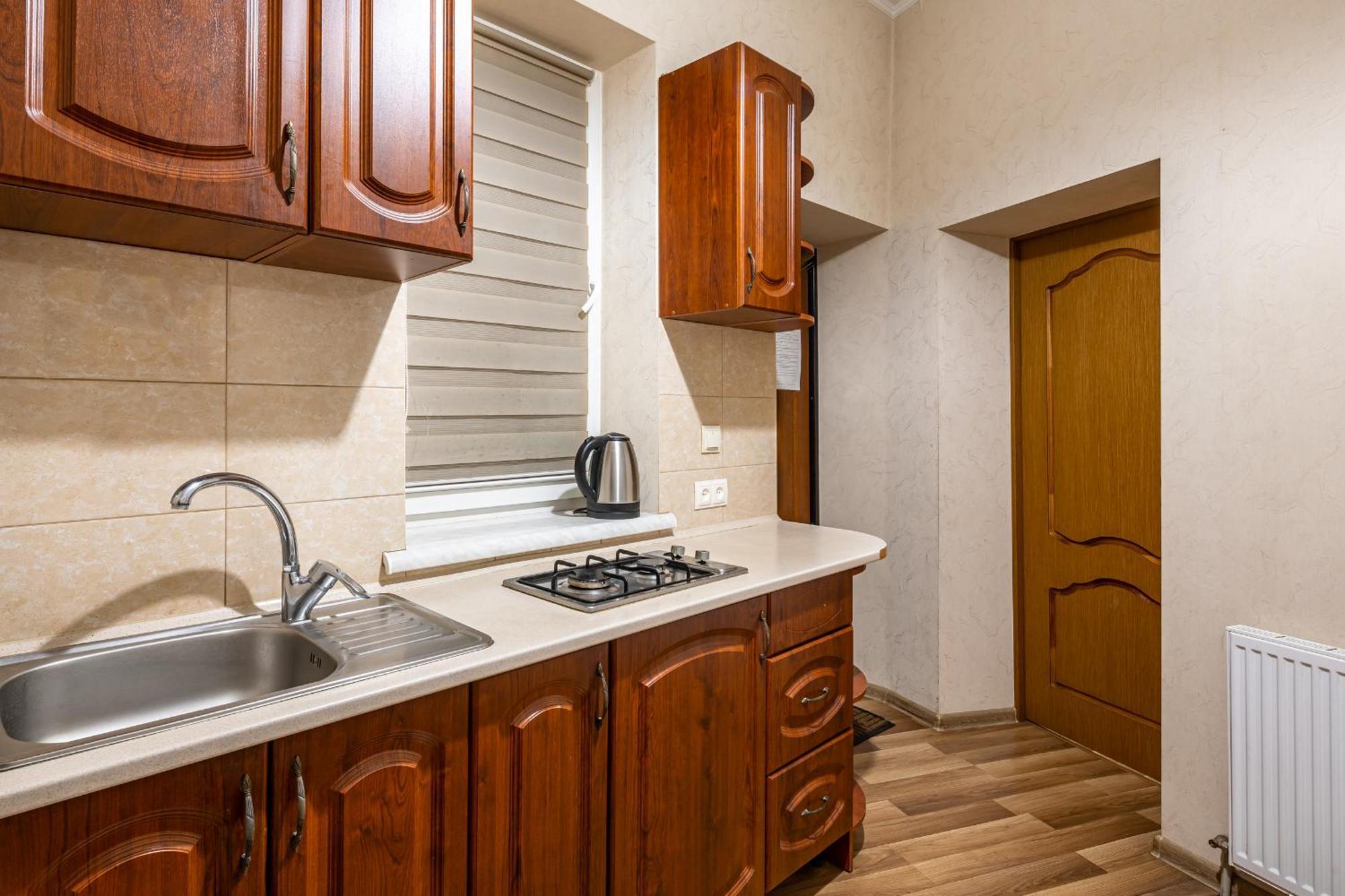 Apartment On Virmens'Ka Street ลวีฟ ภายนอก รูปภาพ