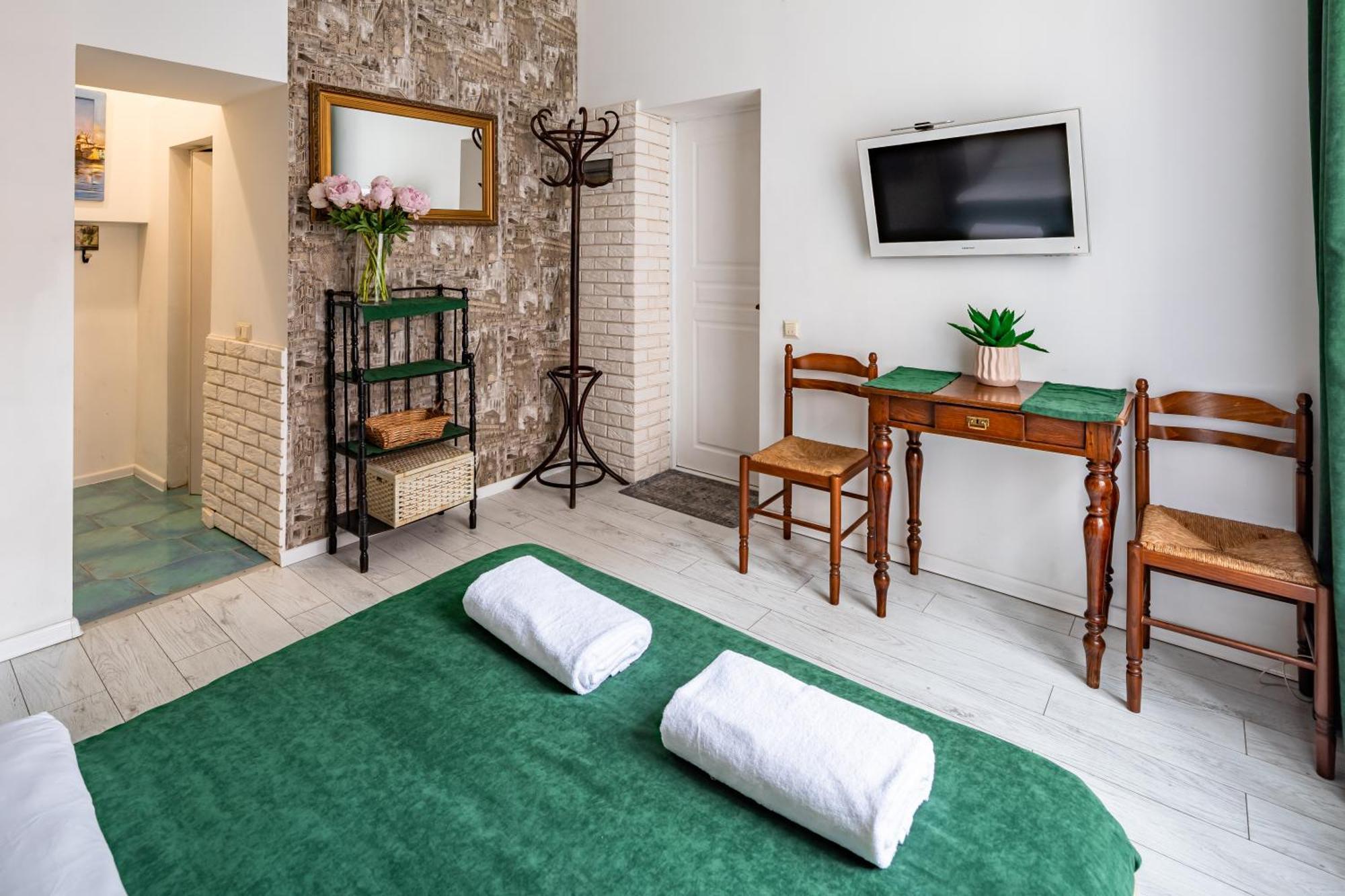 Apartment On Virmens'Ka Street ลวีฟ ภายนอก รูปภาพ